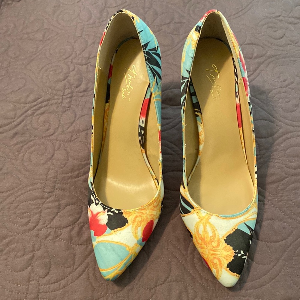 Thalia Sodi high heels. Multi-color worn twice, very good condition.
